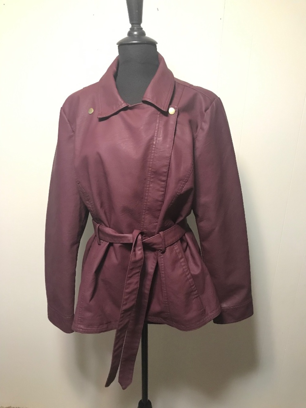 WINE BACCINI FAUX LEATHER SHORT TRENCH JACKET SIZE XL